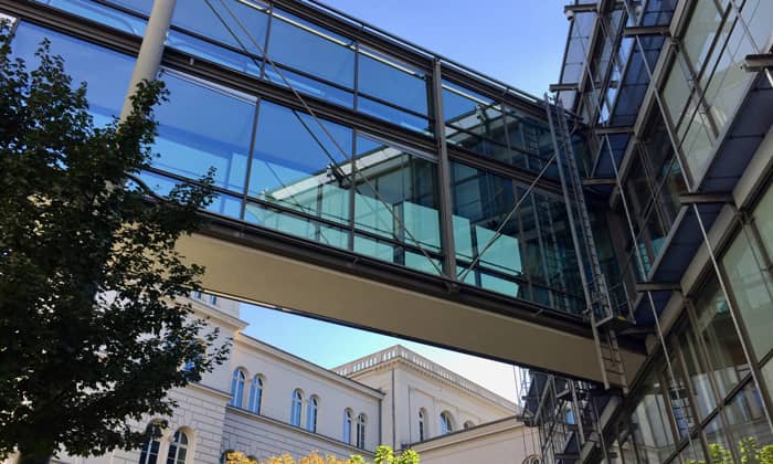Perspektive Landgericht Bonn Innenhof
